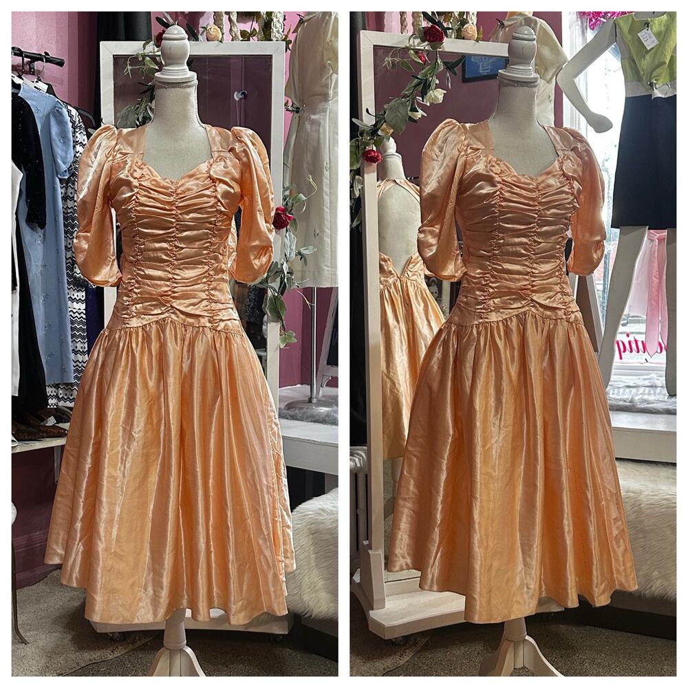 Vintage 80s Does 40s Liquid Satin Prom Party Dress Fit & Flare Peach Pink XS